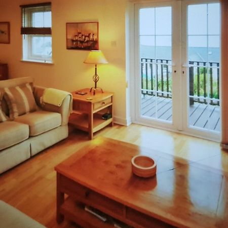 Ocean View Villa Port William ภายนอก รูปภาพ