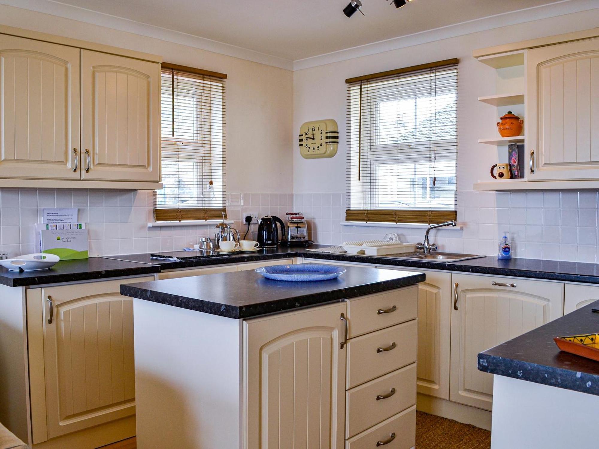 Ocean View Villa Port William ภายนอก รูปภาพ